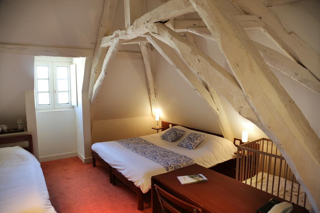 Отель Logis La Garissade Labastide-Murat Экстерьер фото