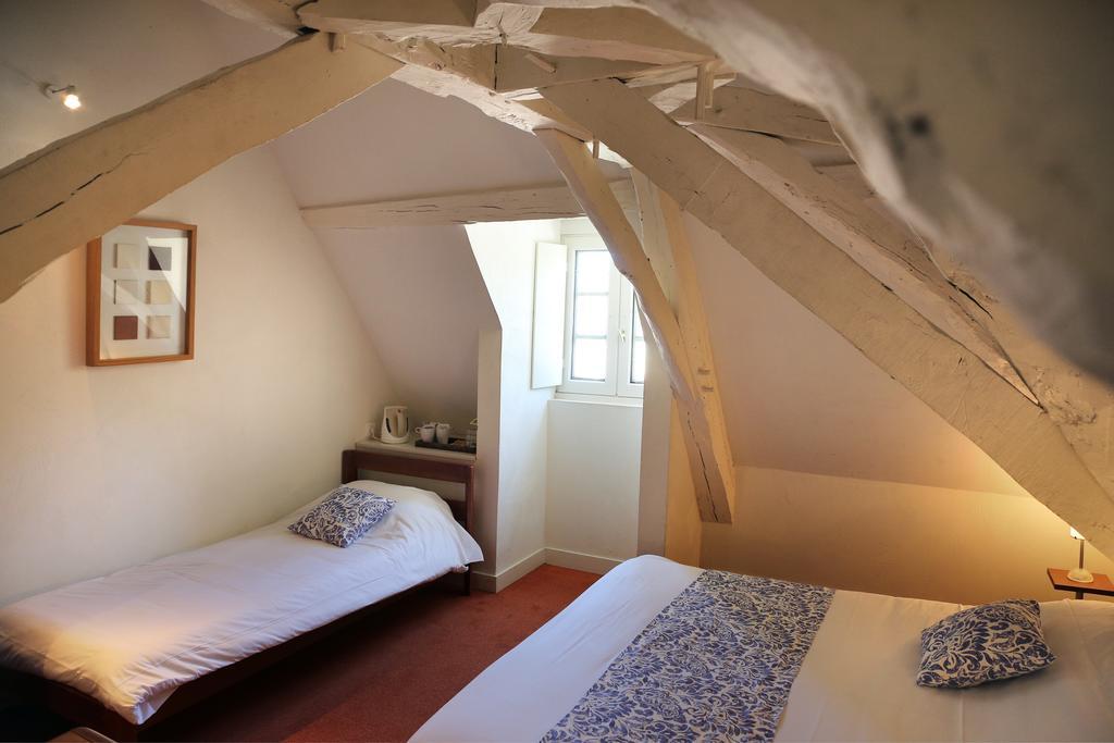 Отель Logis La Garissade Labastide-Murat Экстерьер фото
